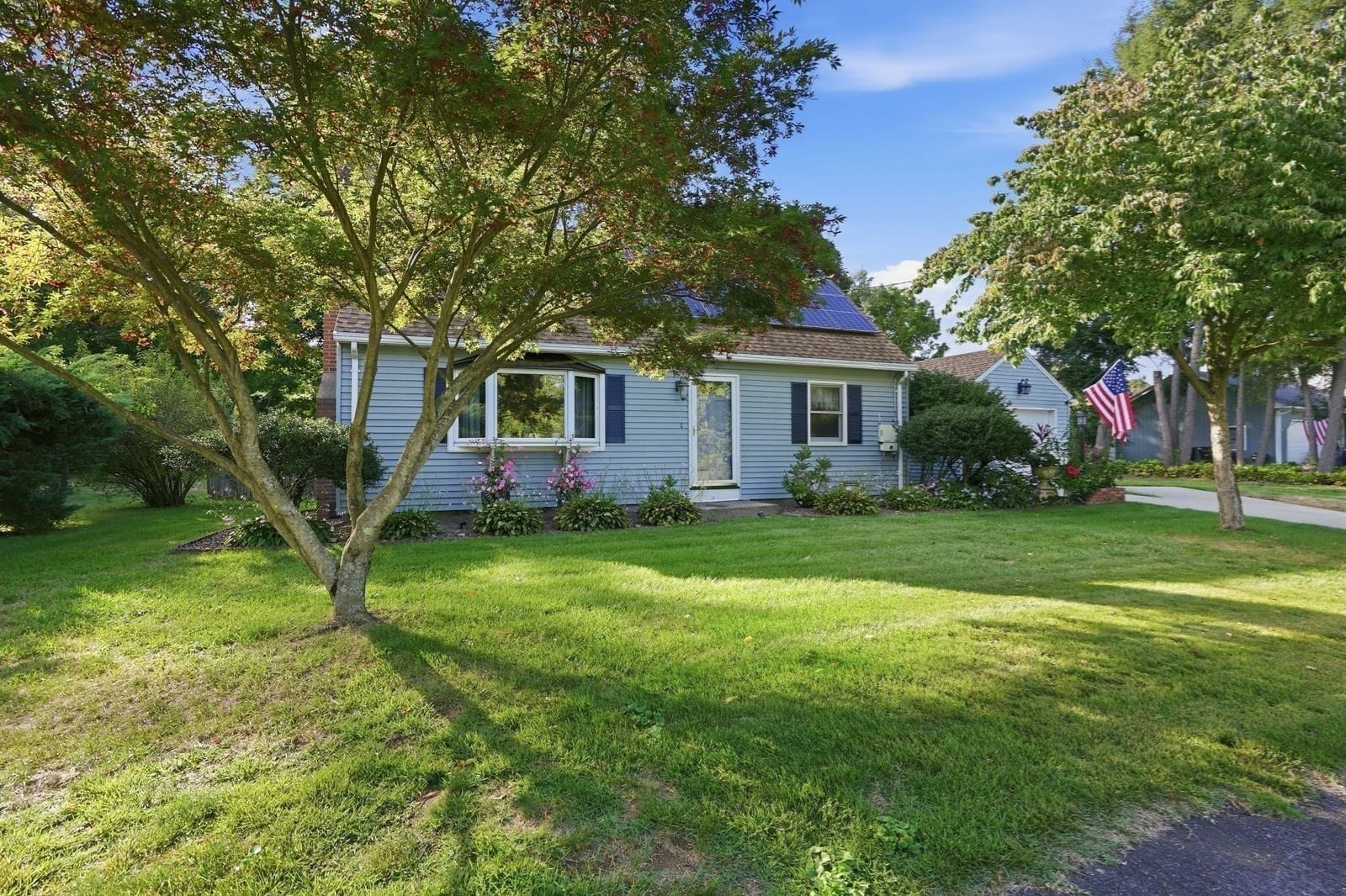 46 Country Rd Agawam — Photo 3 of 42