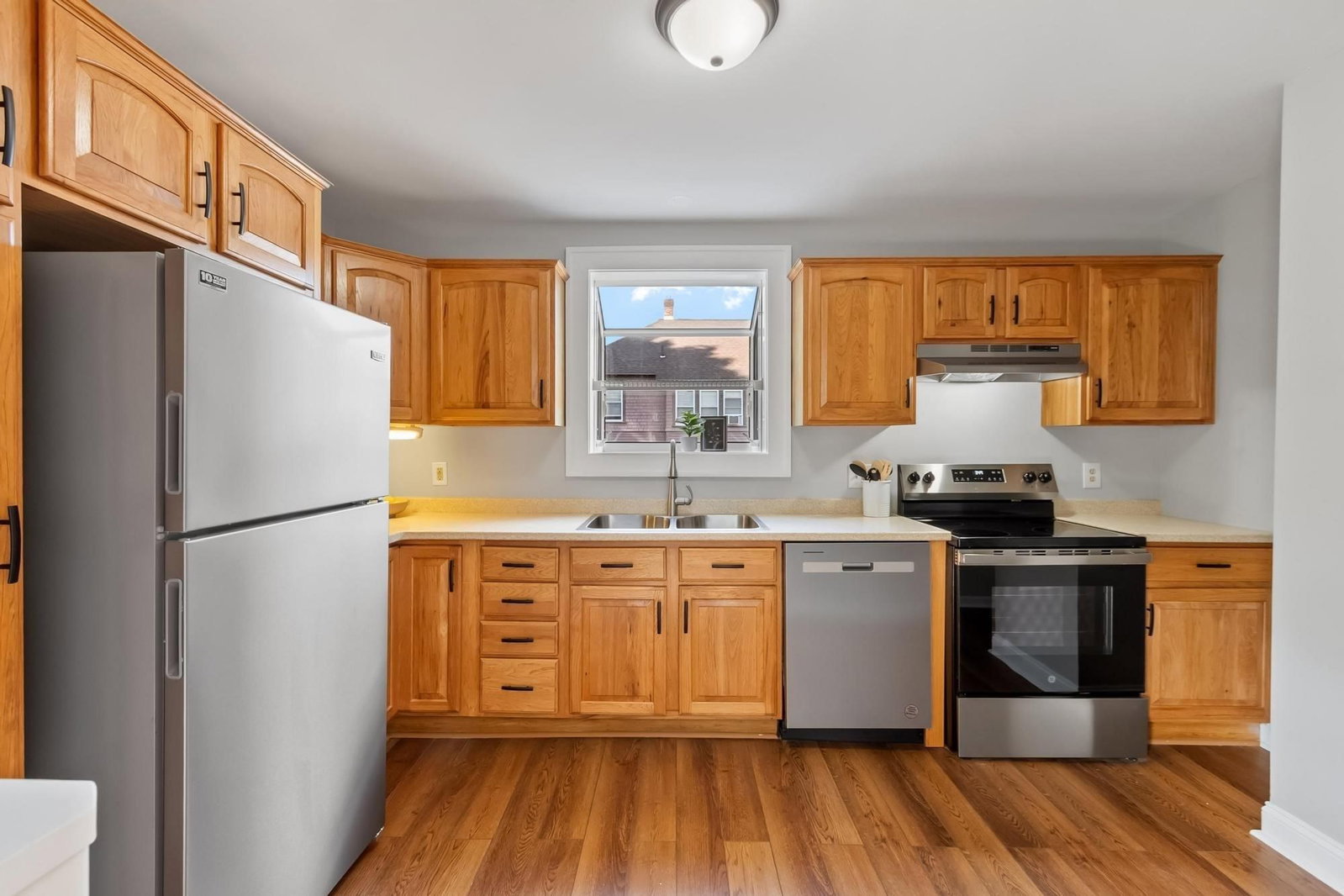 567 Milk St Fitchburg — Photo 13 of 42