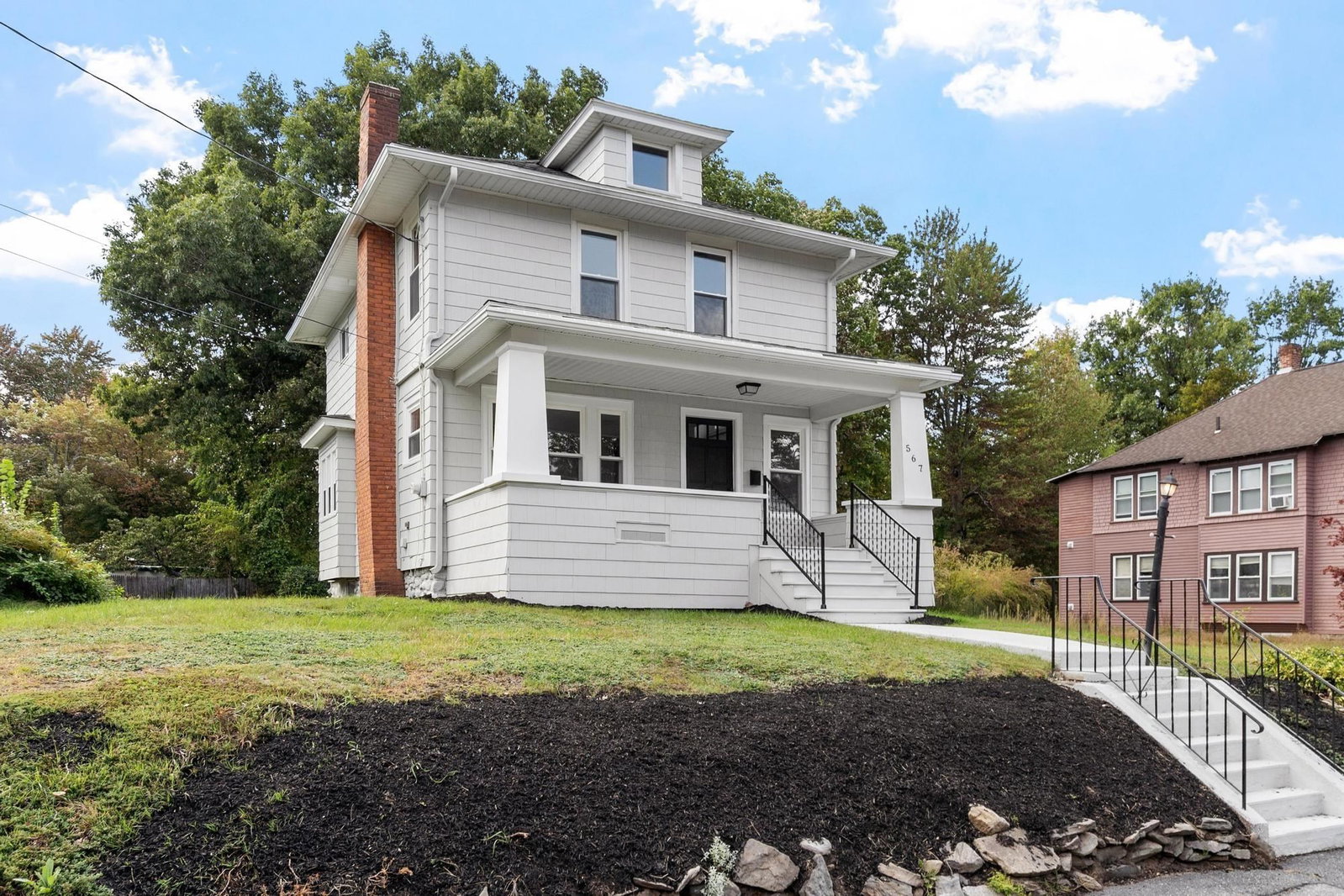 567 Milk St Fitchburg — Photo 3 of 42