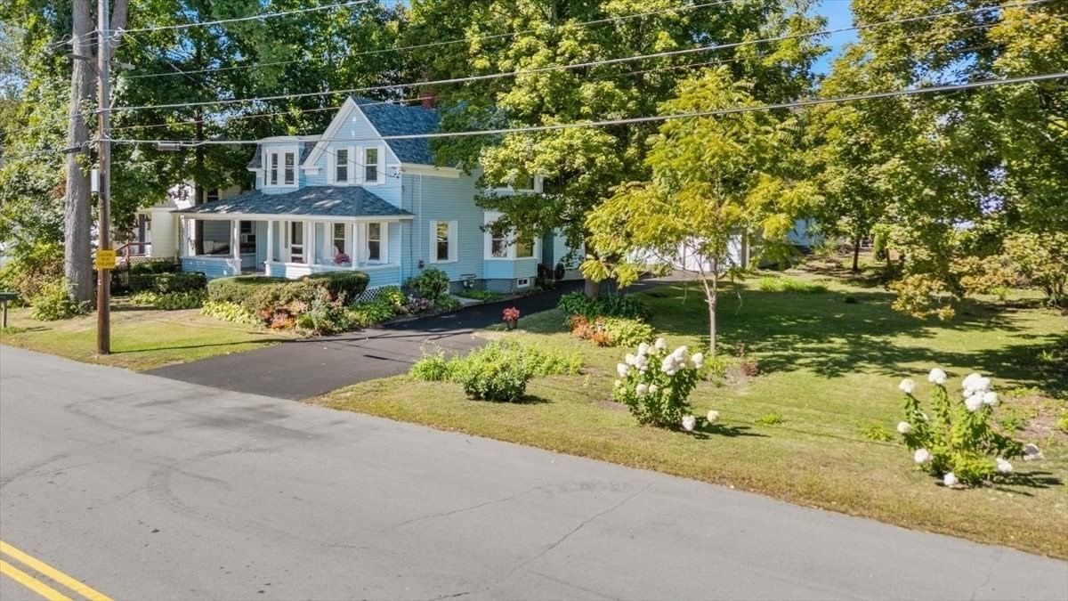 65 Oxford Ave Haverhill — Photo 3 of 39