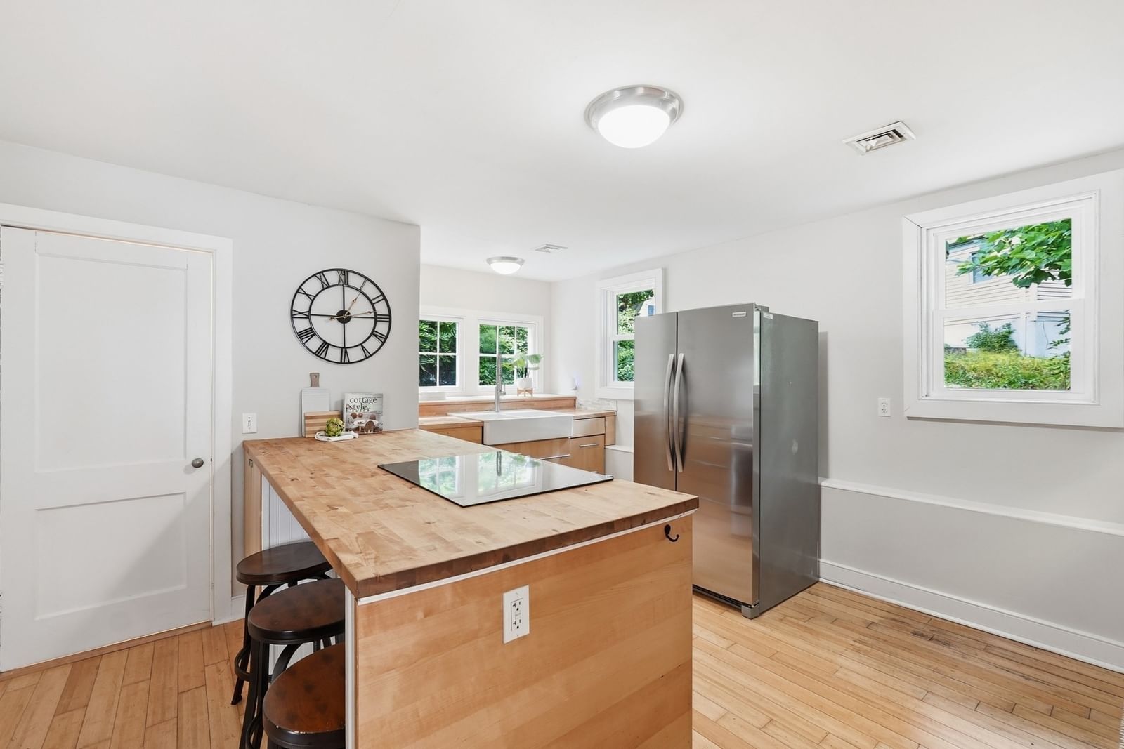 3R Calvin St Ayer — Photo 16 of 32