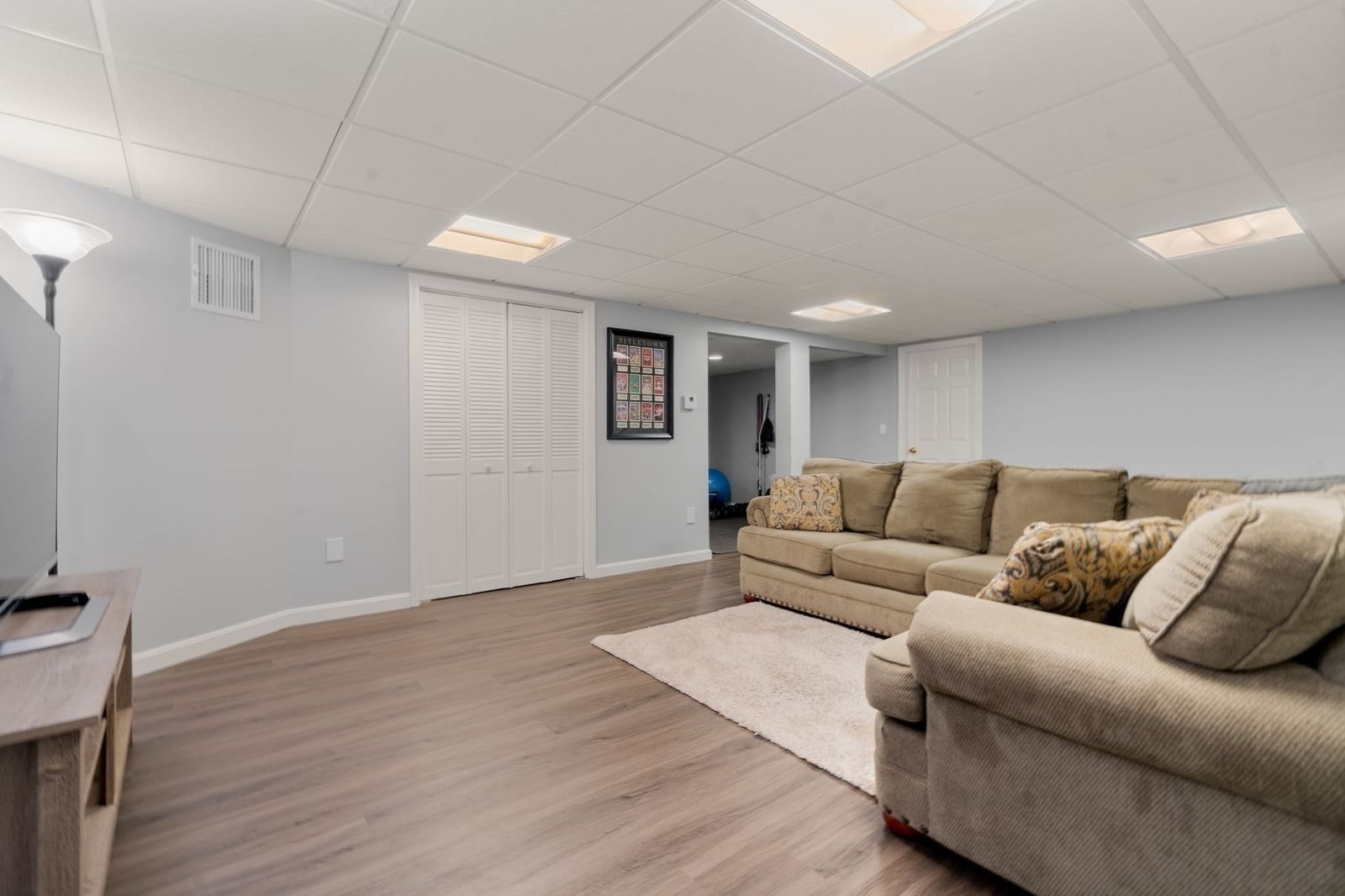 5 Elizabeth Way Lynnfield — Photo 37 of 42