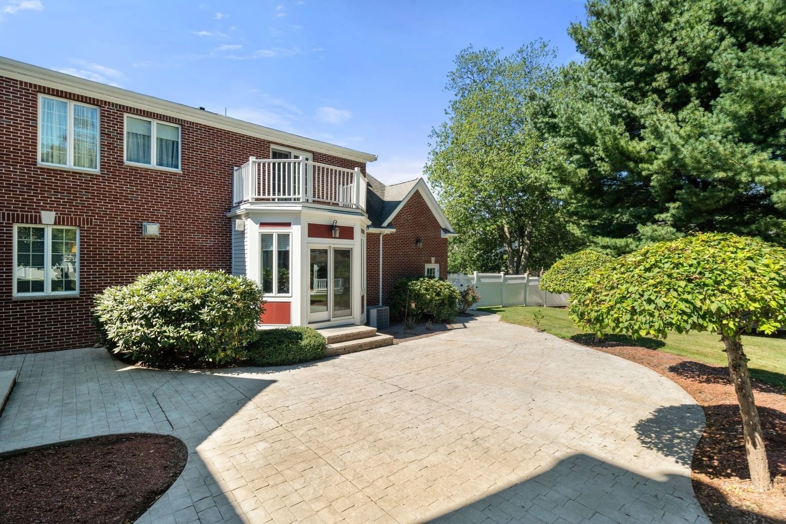 5 Elizabeth Way Lynnfield — Photo 41 of 42