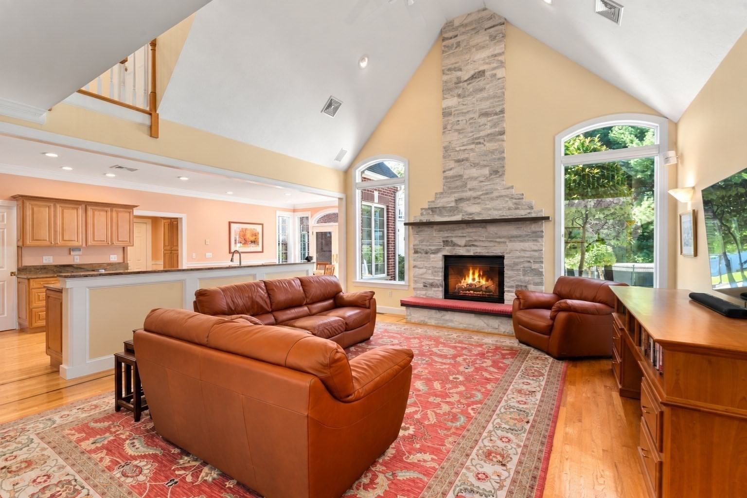 5 Elizabeth Way Lynnfield — Photo 7 of 42