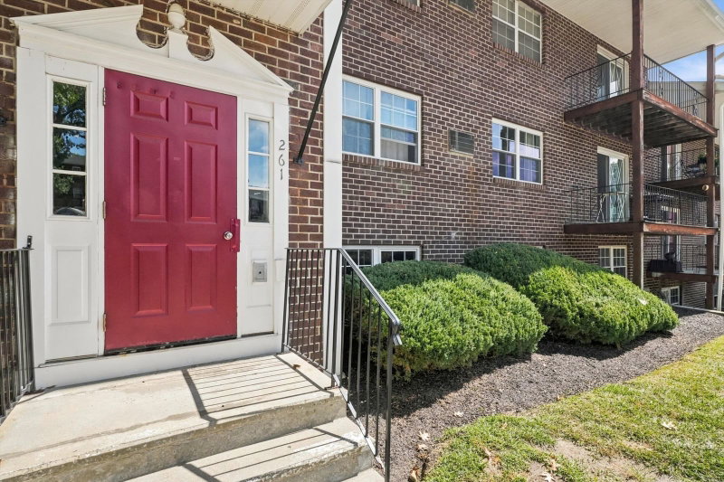 261 Boston Post Rd East Unit 4
