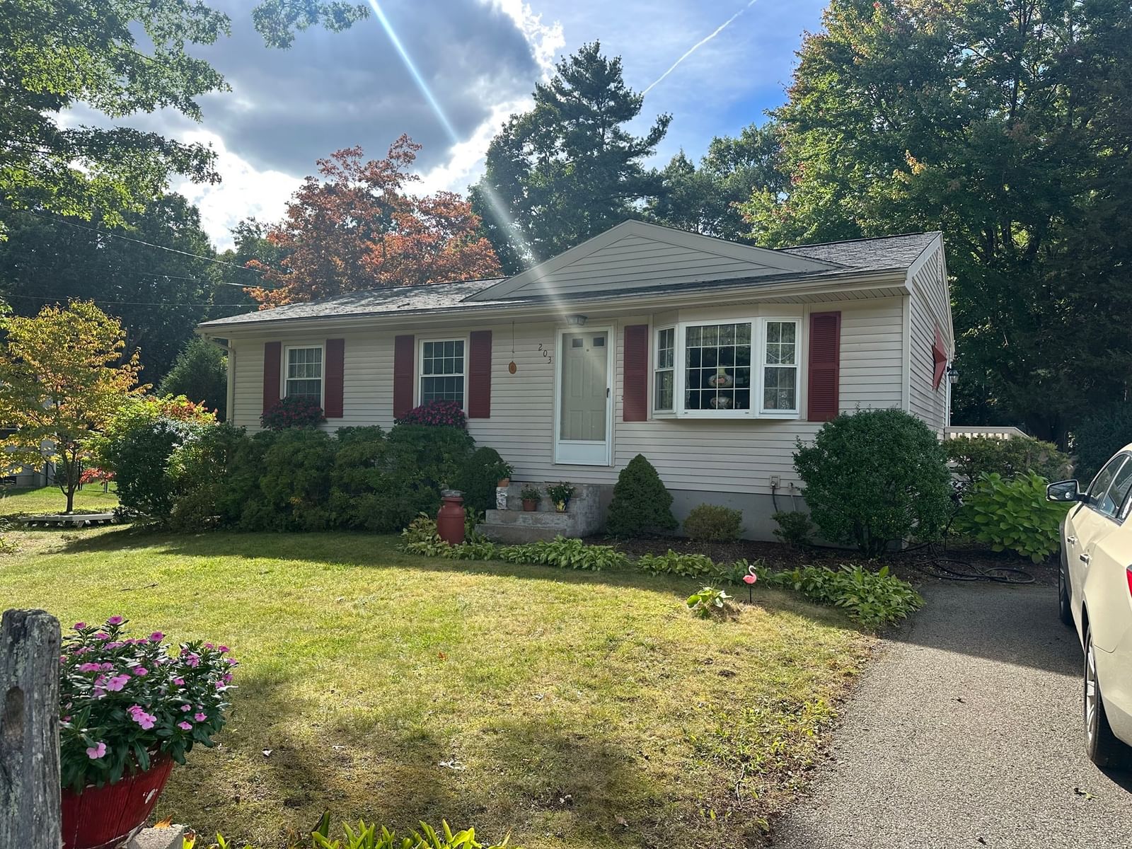 Property at 203 New Boston Rd, Sturbridge, MA 01566