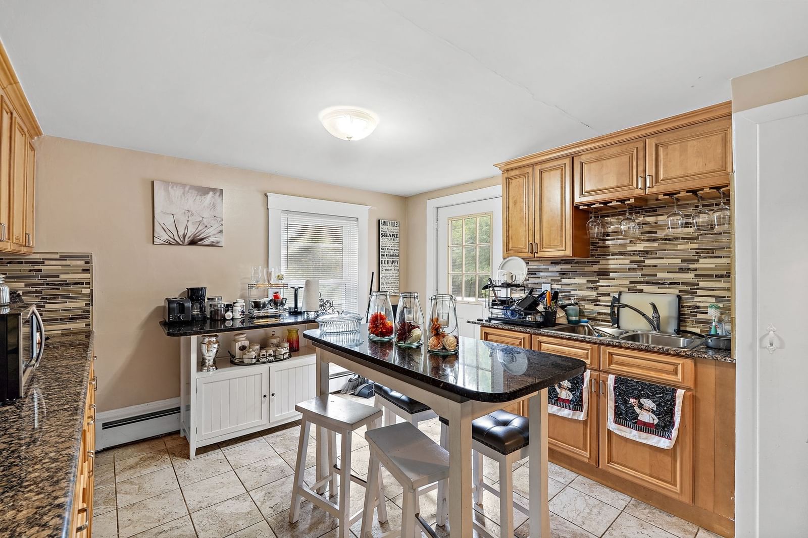 49 South St Northborough — Photo 9 of 25