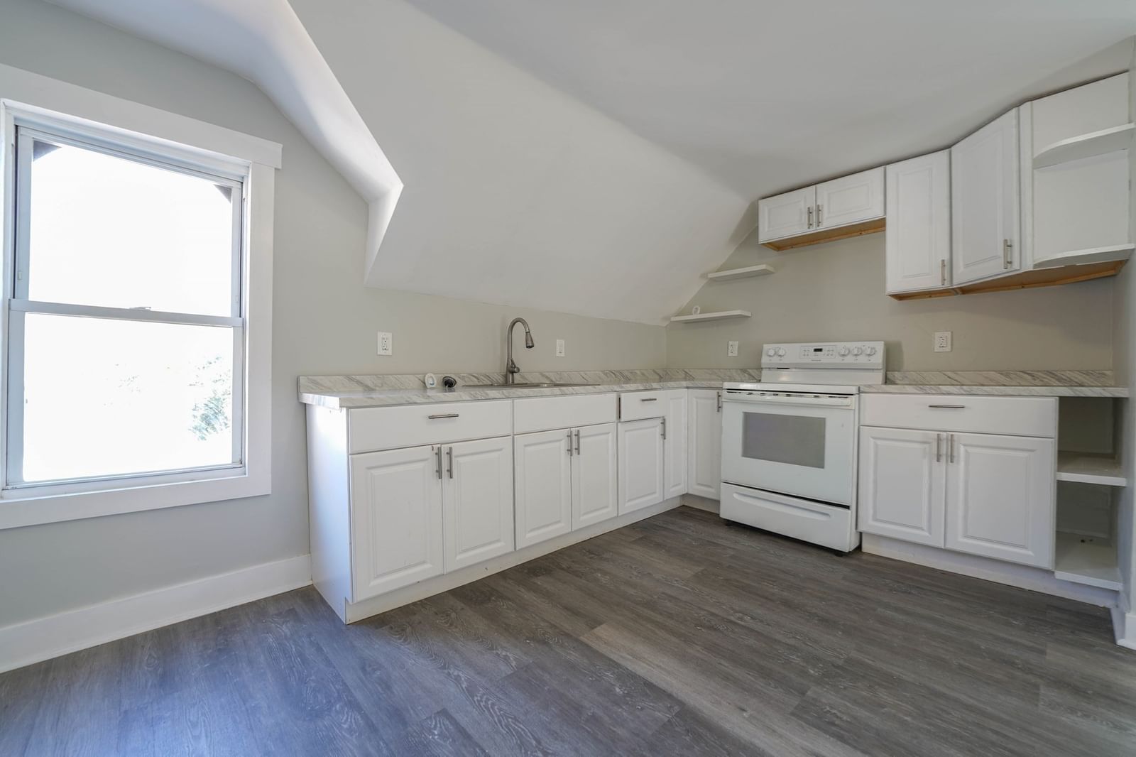 252 Somerset Avenue Taunton — Photo 12 of 26