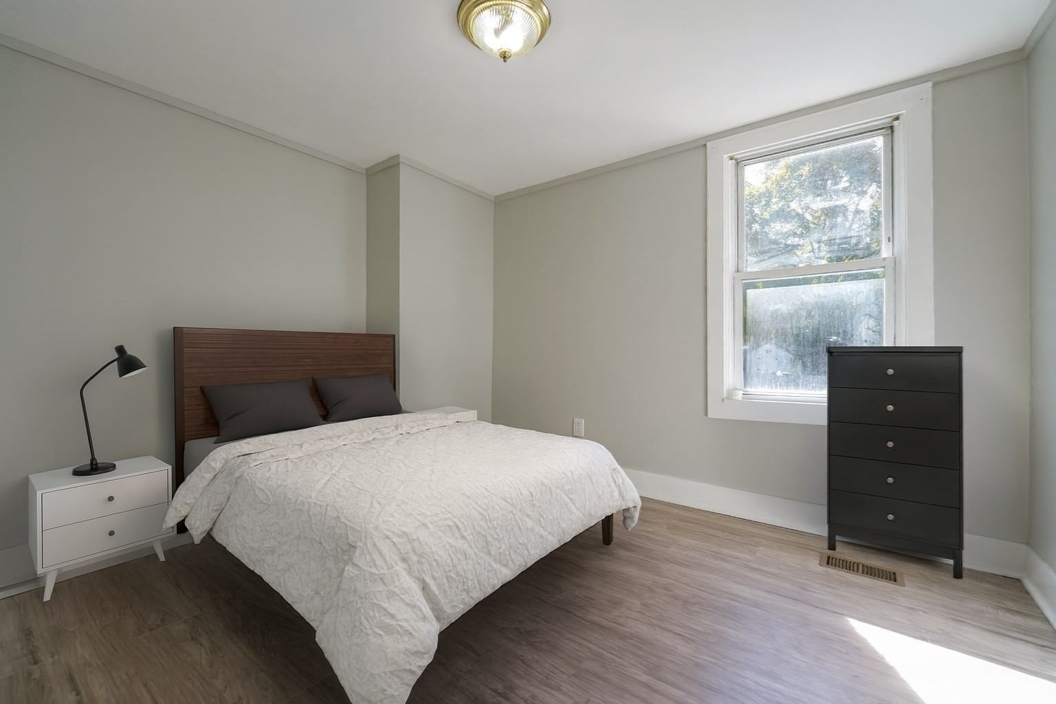 252 Somerset Avenue Taunton — Photo 5 of 26