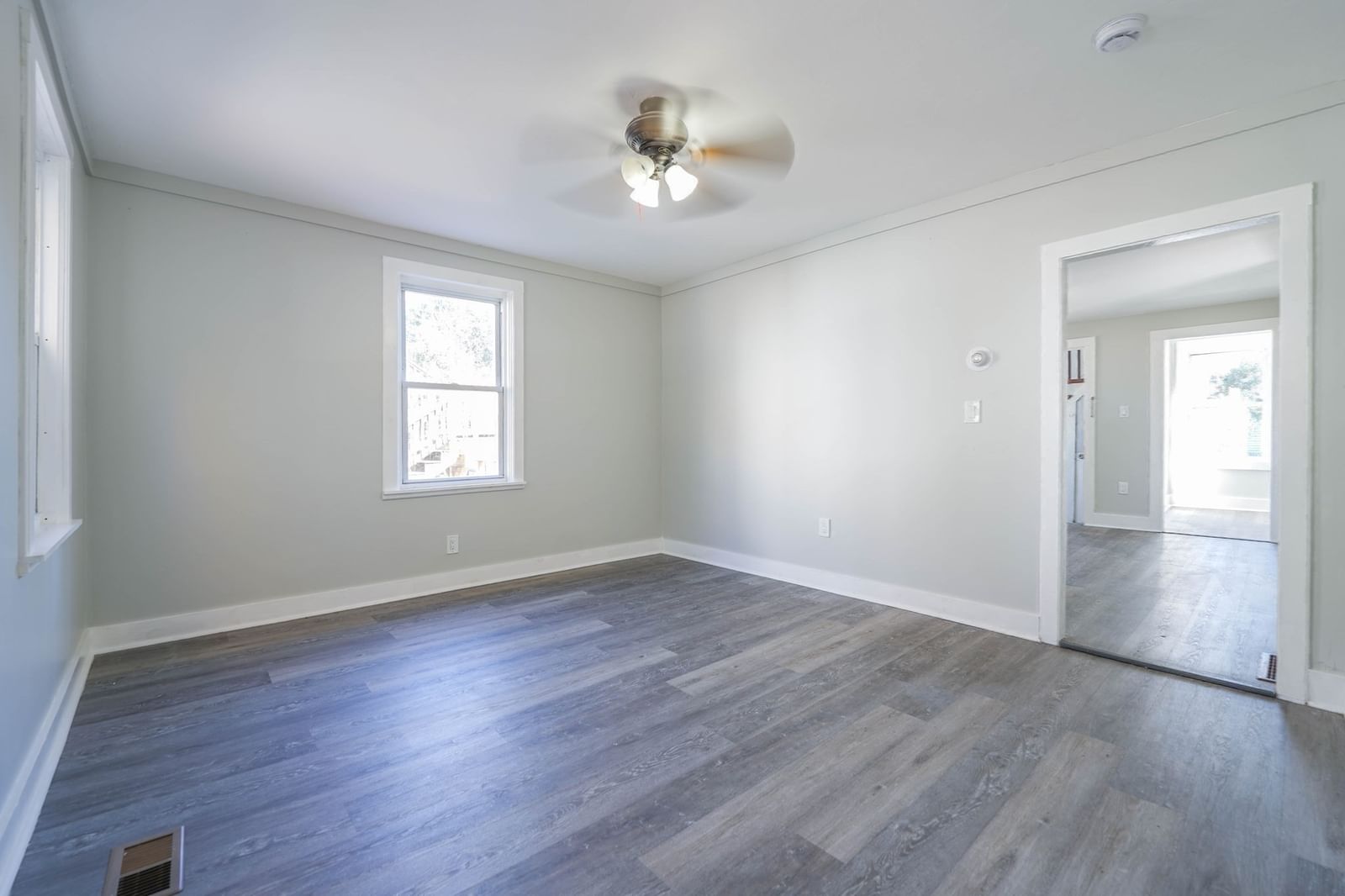 252 Somerset Avenue Taunton — Photo 9 of 26