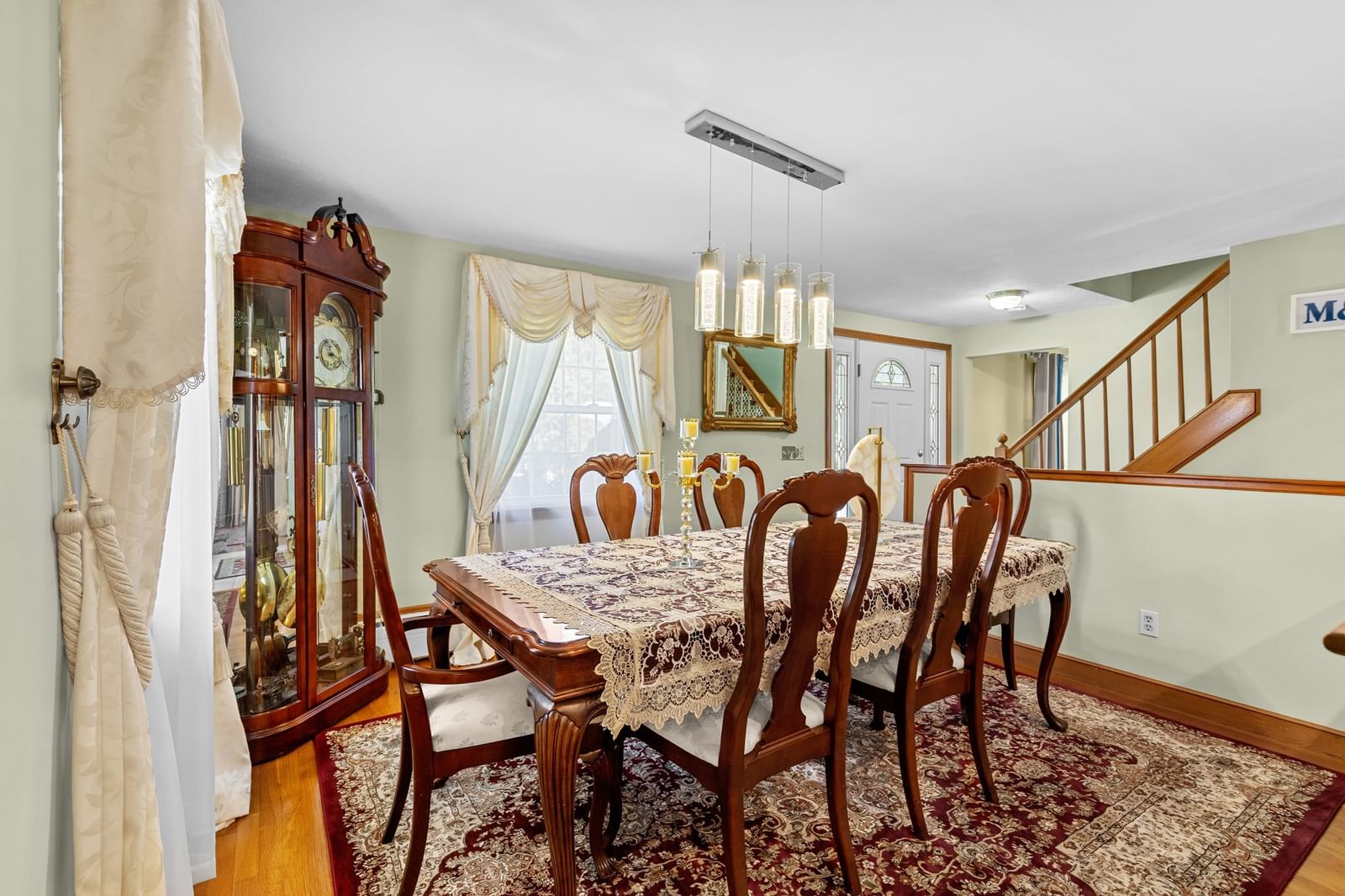 247 Channing Rd Belmont — Photo 7 of 37