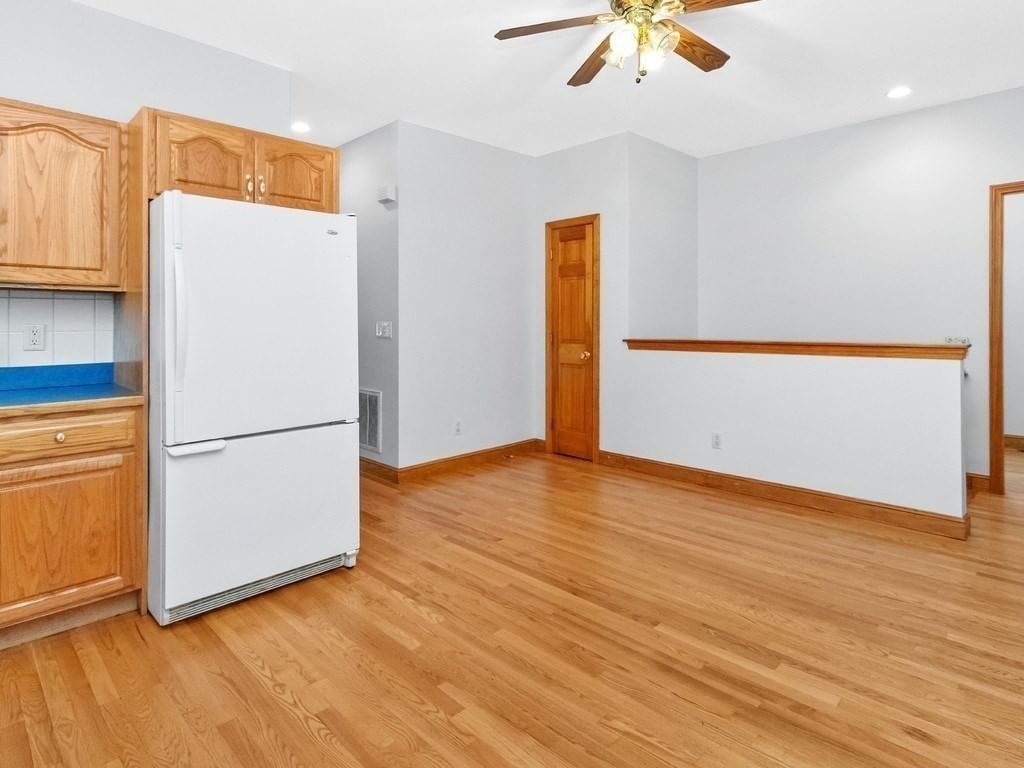 63 Rockridge Road Waltham — Photo 24 of 42