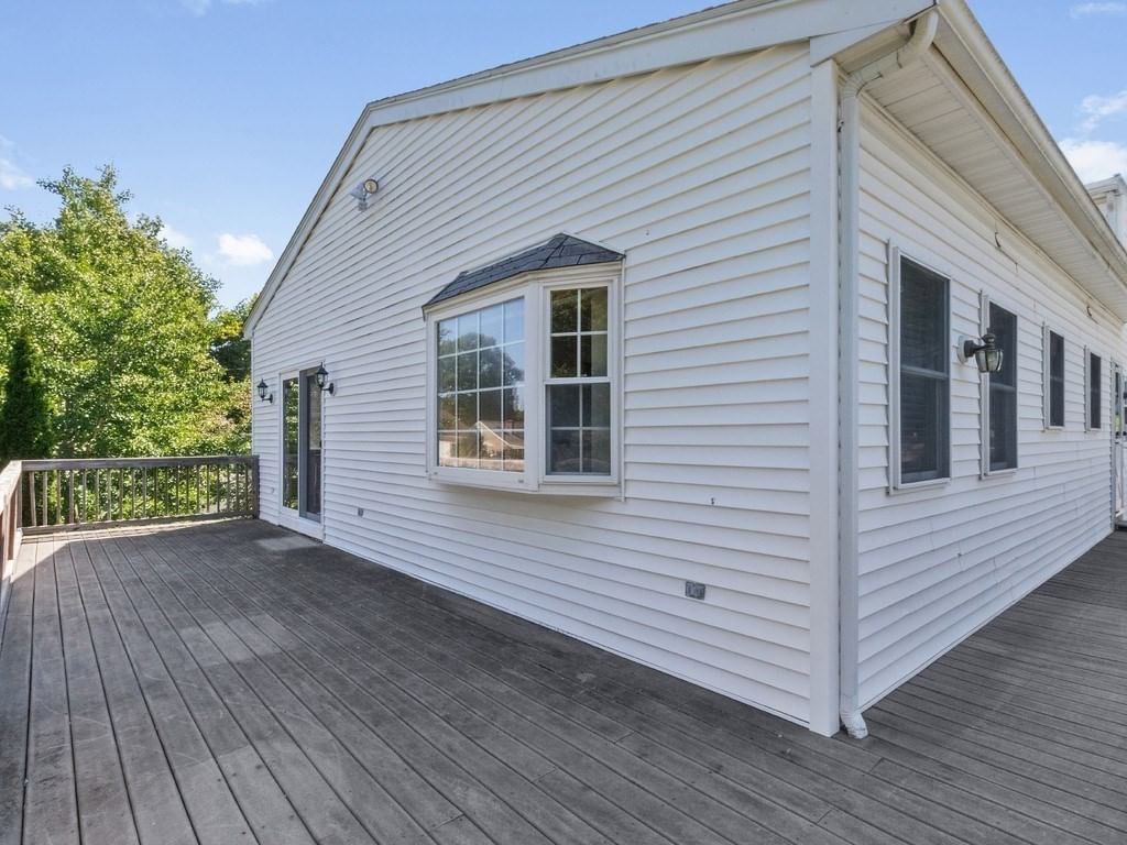 63 Rockridge Road Waltham — Photo 34 of 42