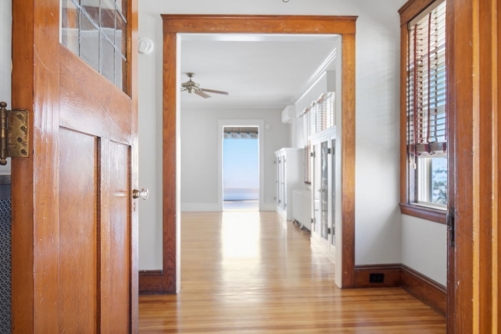63 Harbor View Ave Winthrop — Photo 10 of 37