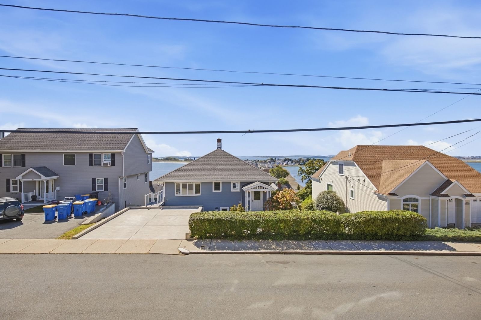 63 Harbor View Ave Winthrop — Photo 2 of 37