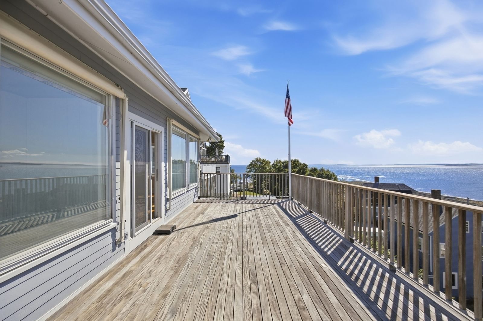 63 Harbor View Ave Winthrop — Photo 6 of 37