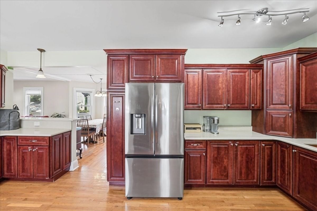 307 S Main Street Attleboro — Photo 11 of 32