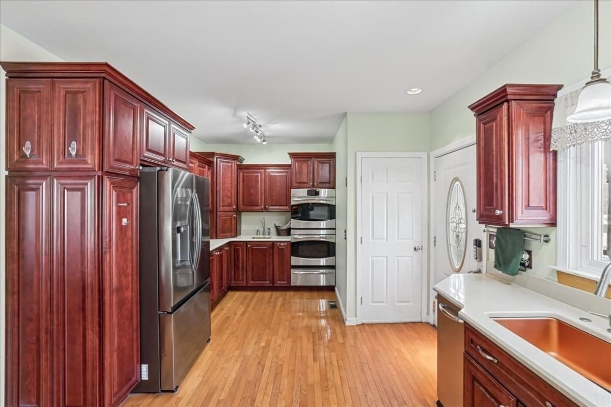 307 S Main Street Attleboro — Photo 12 of 32