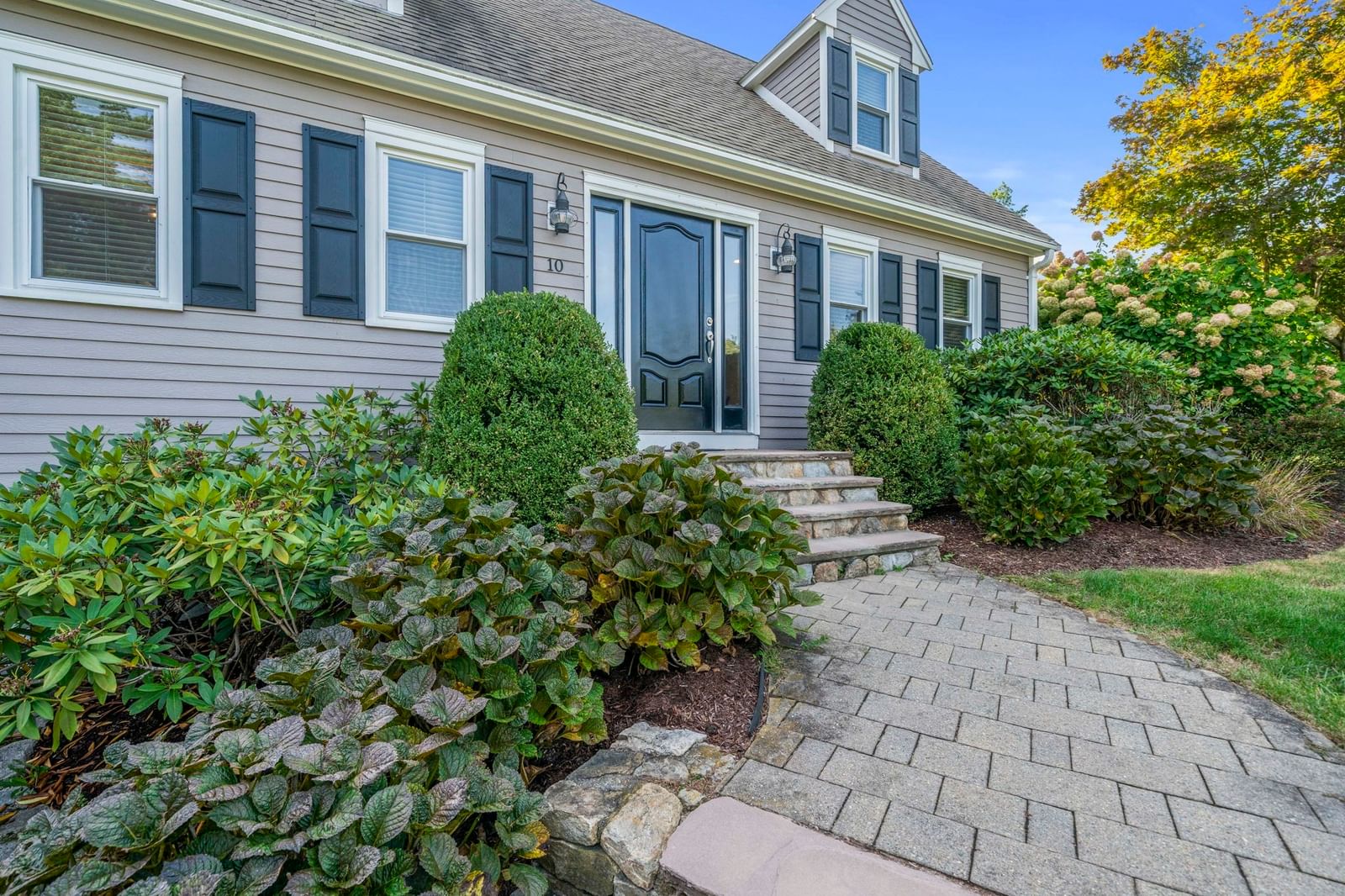 10 Cottonwood Court Hanson — Photo 4 of 42