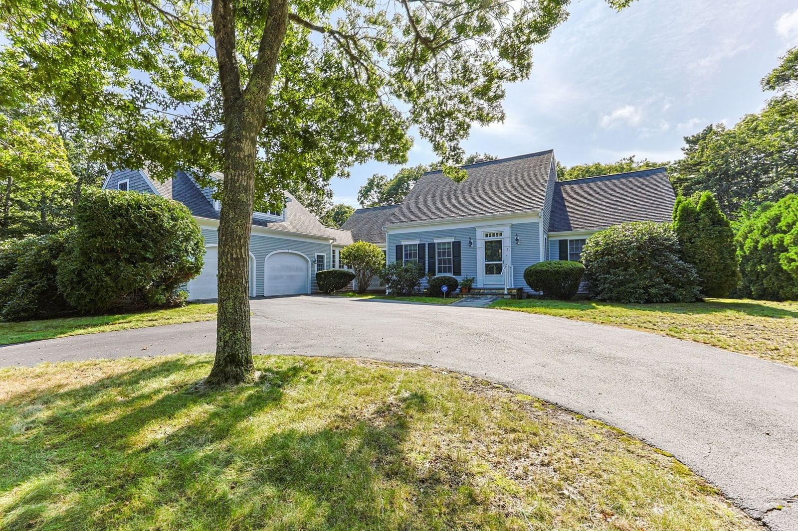Property at 2 Harding Ln, Harwich, MA 02645