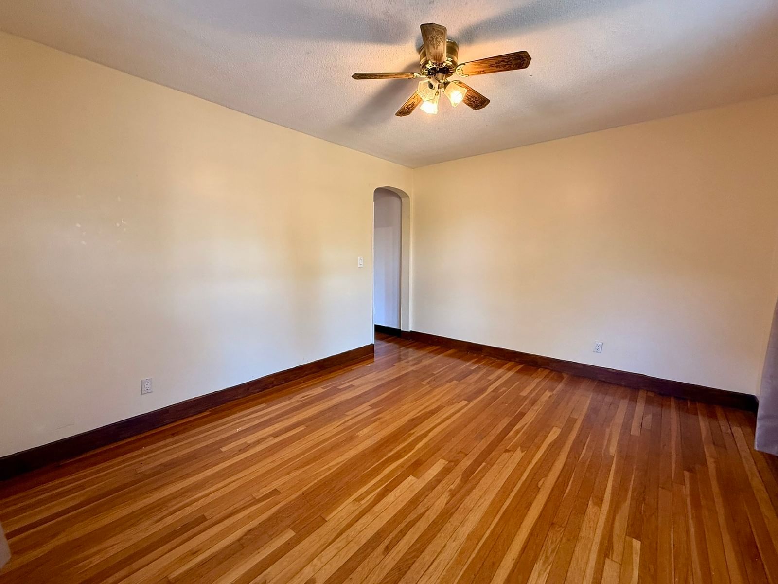 68 Linden St #34 Everett — Photo 3 of 15