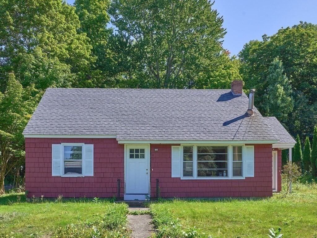 11 West St Grafton — Photo 1 of 24
