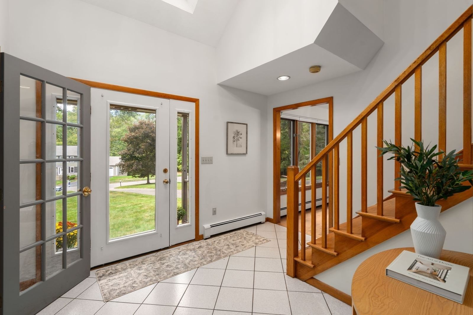31 Raymond Way Ashland — Photo 4 of 42