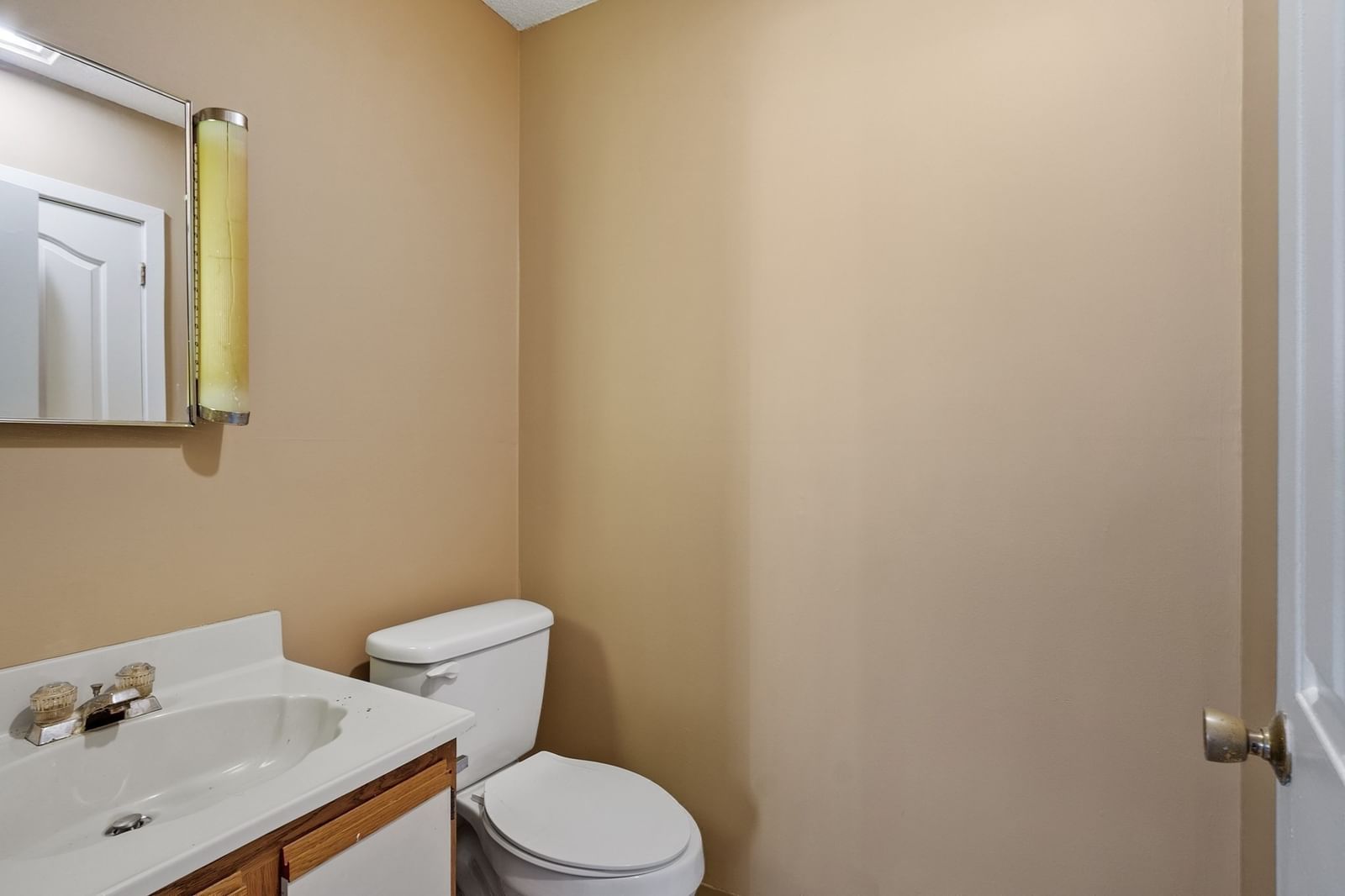 1508 Gorham Street #102 Lowell — Photo 13 of 23