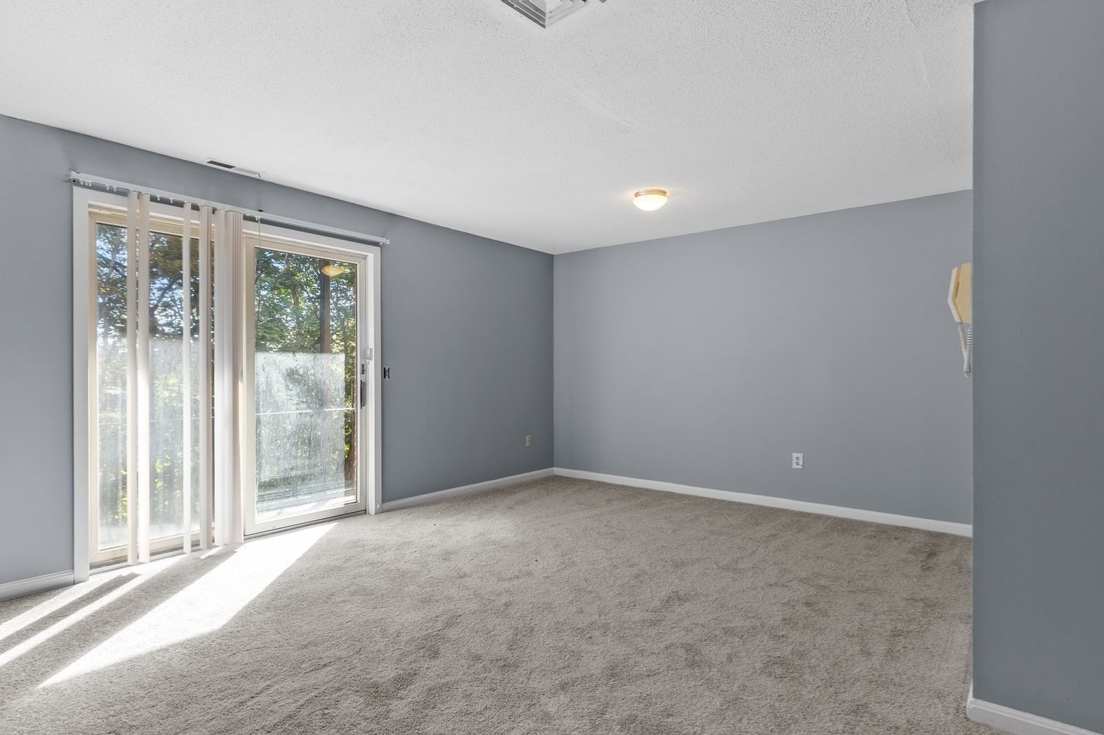 1508 Gorham Street #102 Lowell — Photo 7 of 23