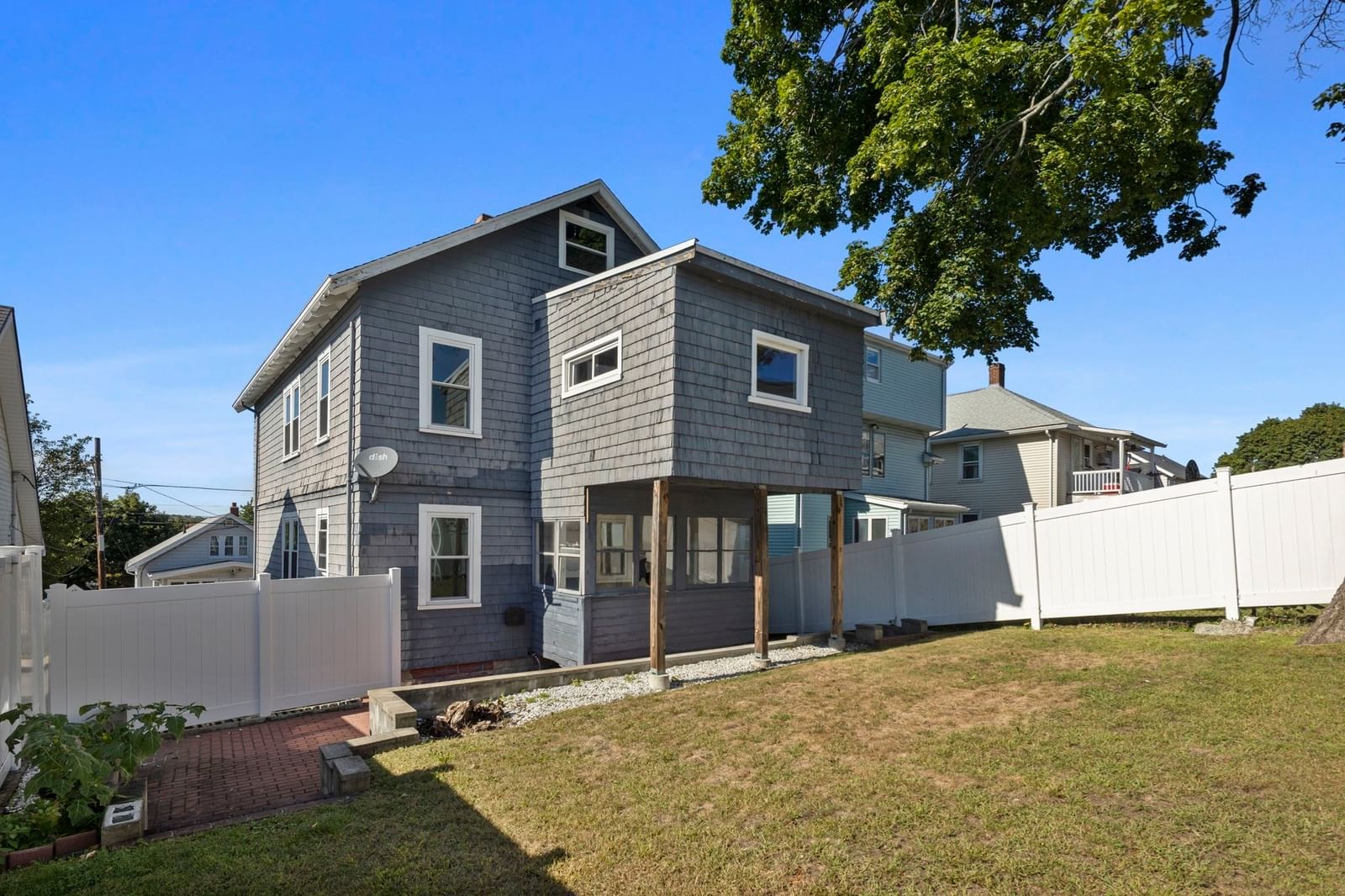 59 Albion St Everett — Photo 5 of 33