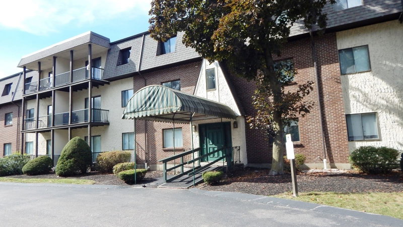 232 Canton St Unit 107