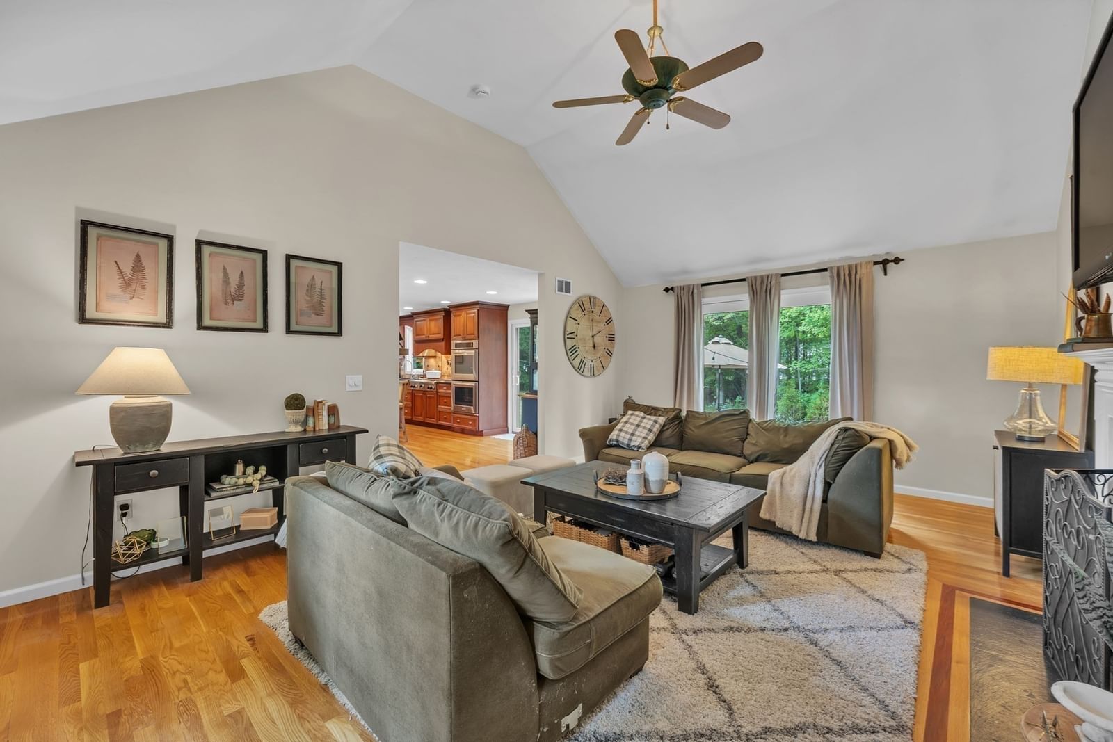 93 Mcclellan Rd Sutton — Photo 12 of 42