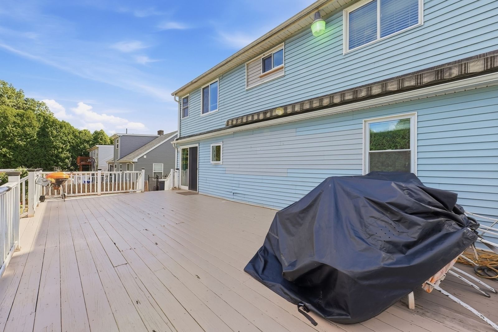 68 Alhambra Cir N Agawam — Photo 32 of 39