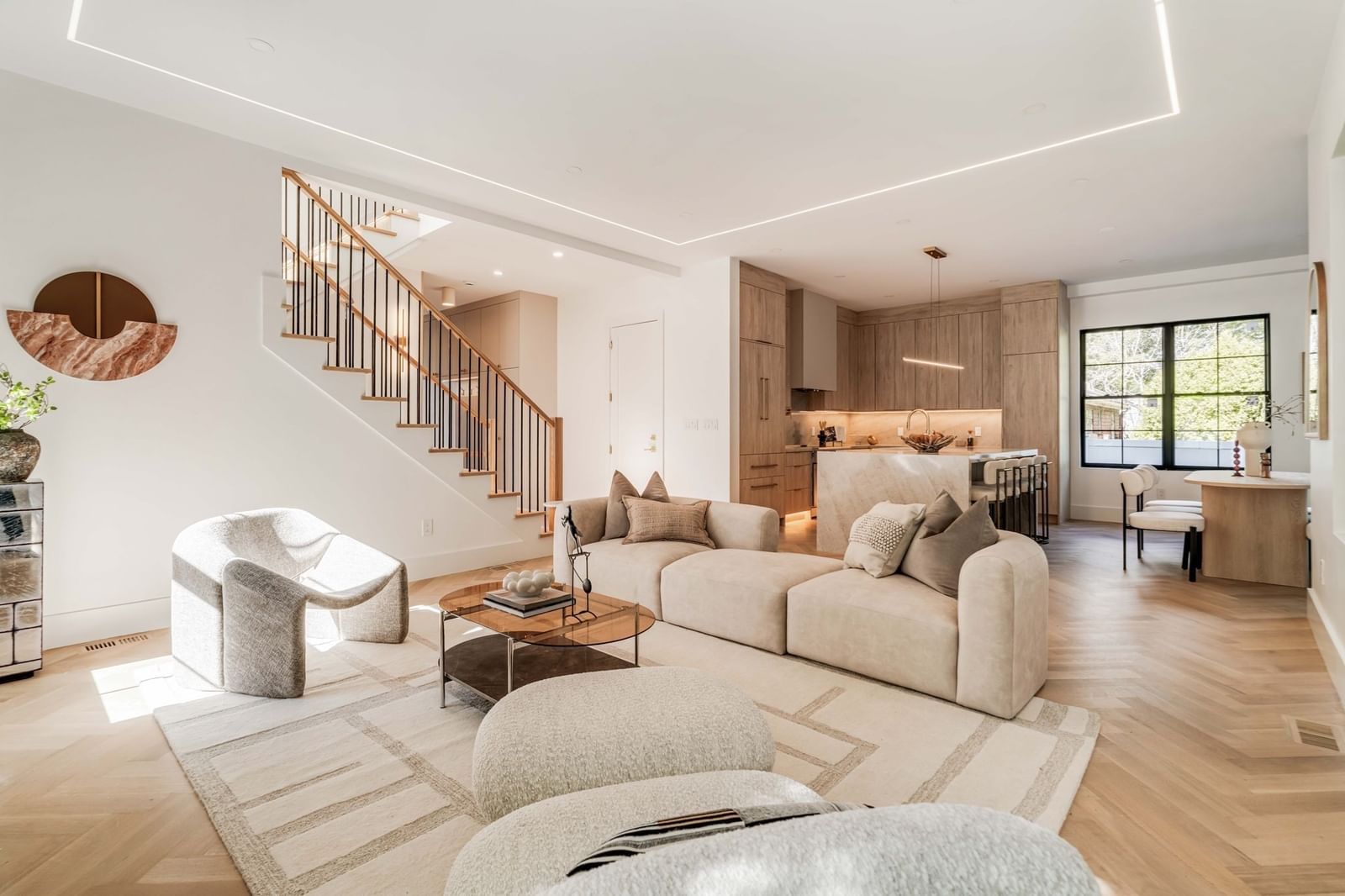 78 Manchester Road Newton — Photo 4 of 40