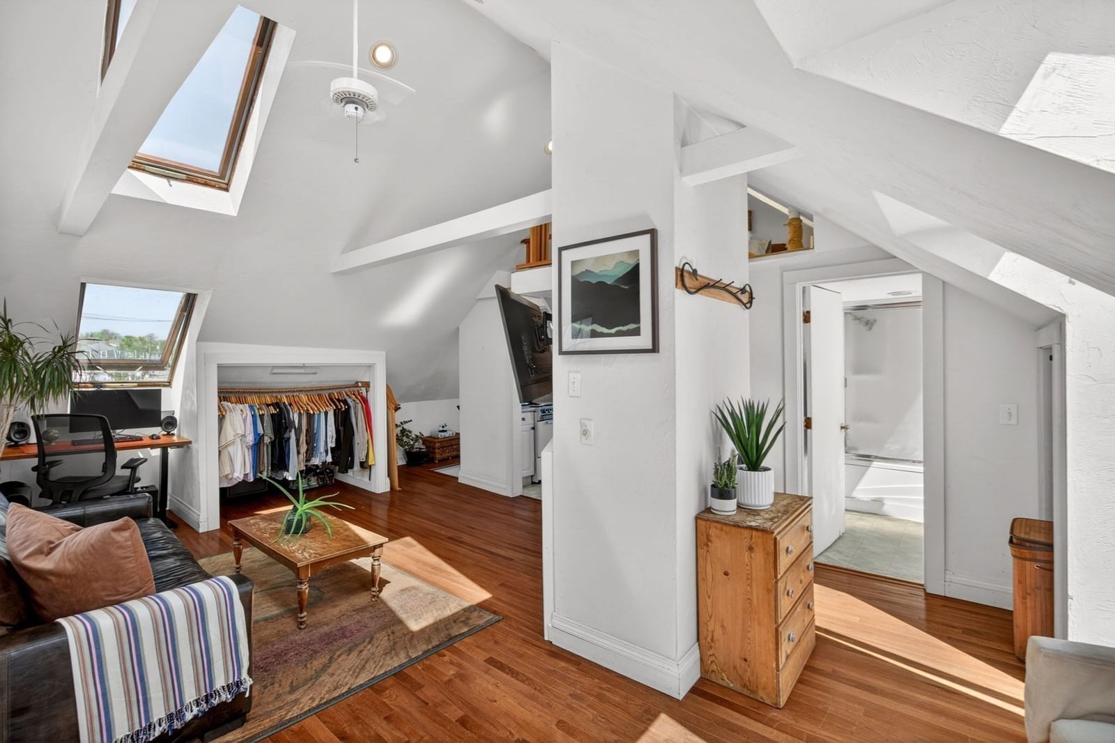 127 Bradford Street #4 Provincetown — Photo 3 of 22
