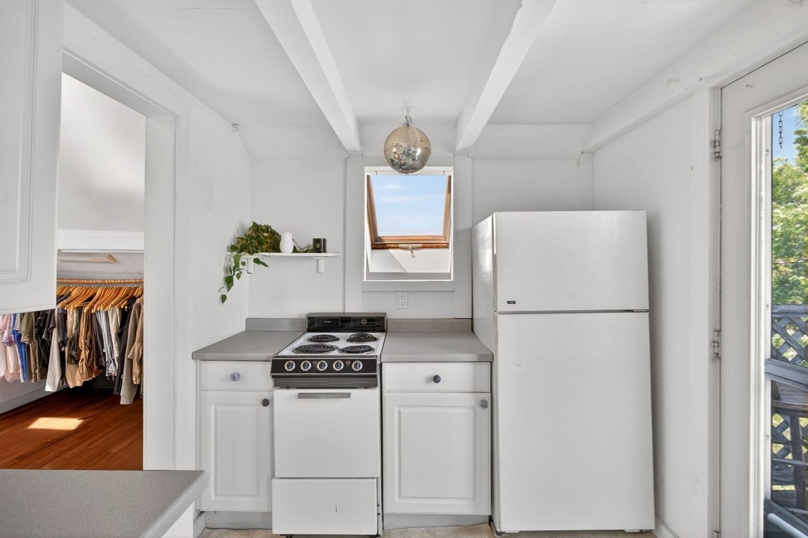 127 Bradford Street #4 Provincetown — Photo 6 of 22