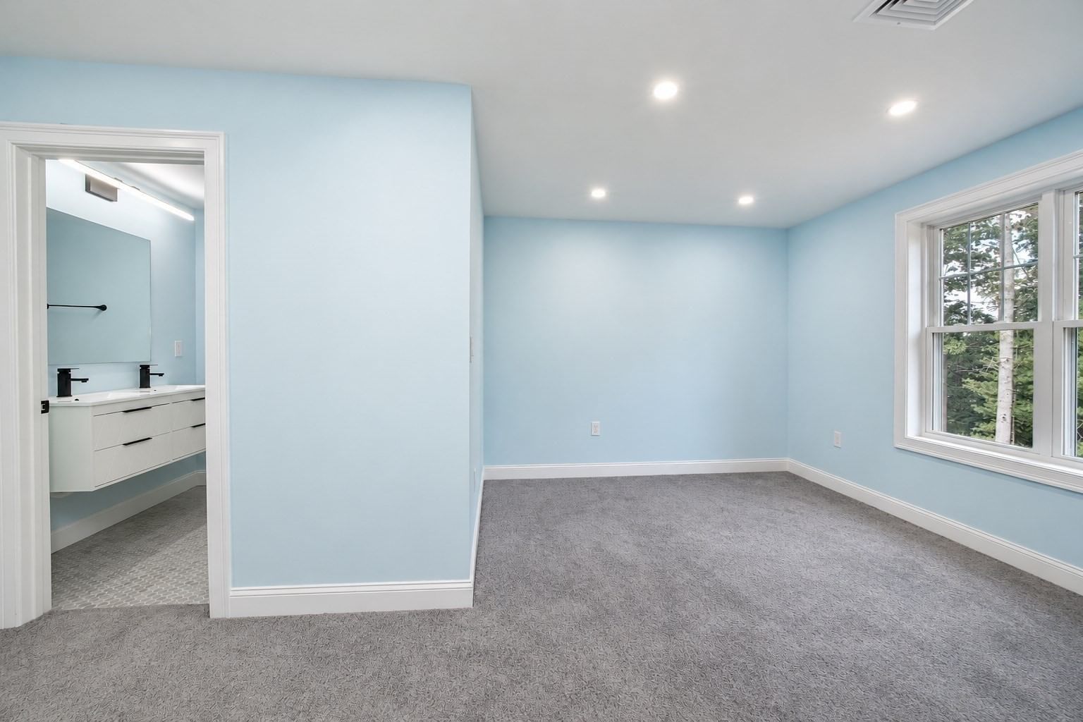 580 Broad St #2A Bridgewater — Photo 18 of 28