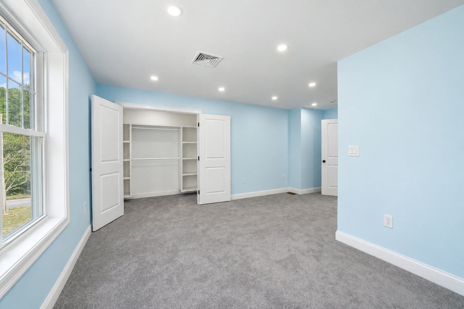 580 Broad St #2A Bridgewater — Photo 19 of 28