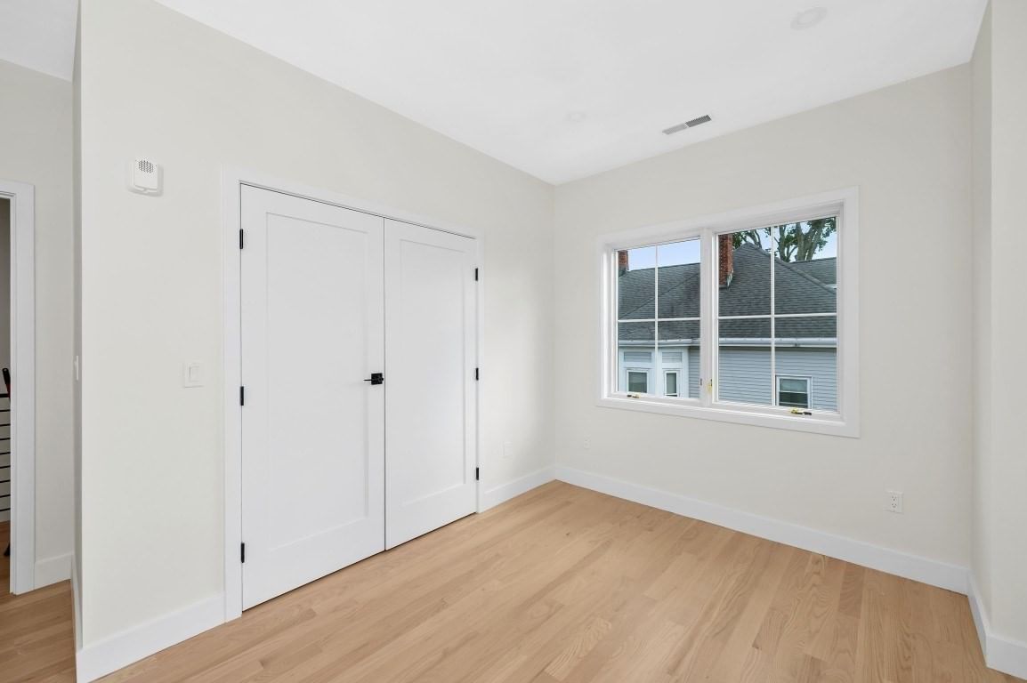 66 Orange Street #1 Waltham — Photo 16 of 29