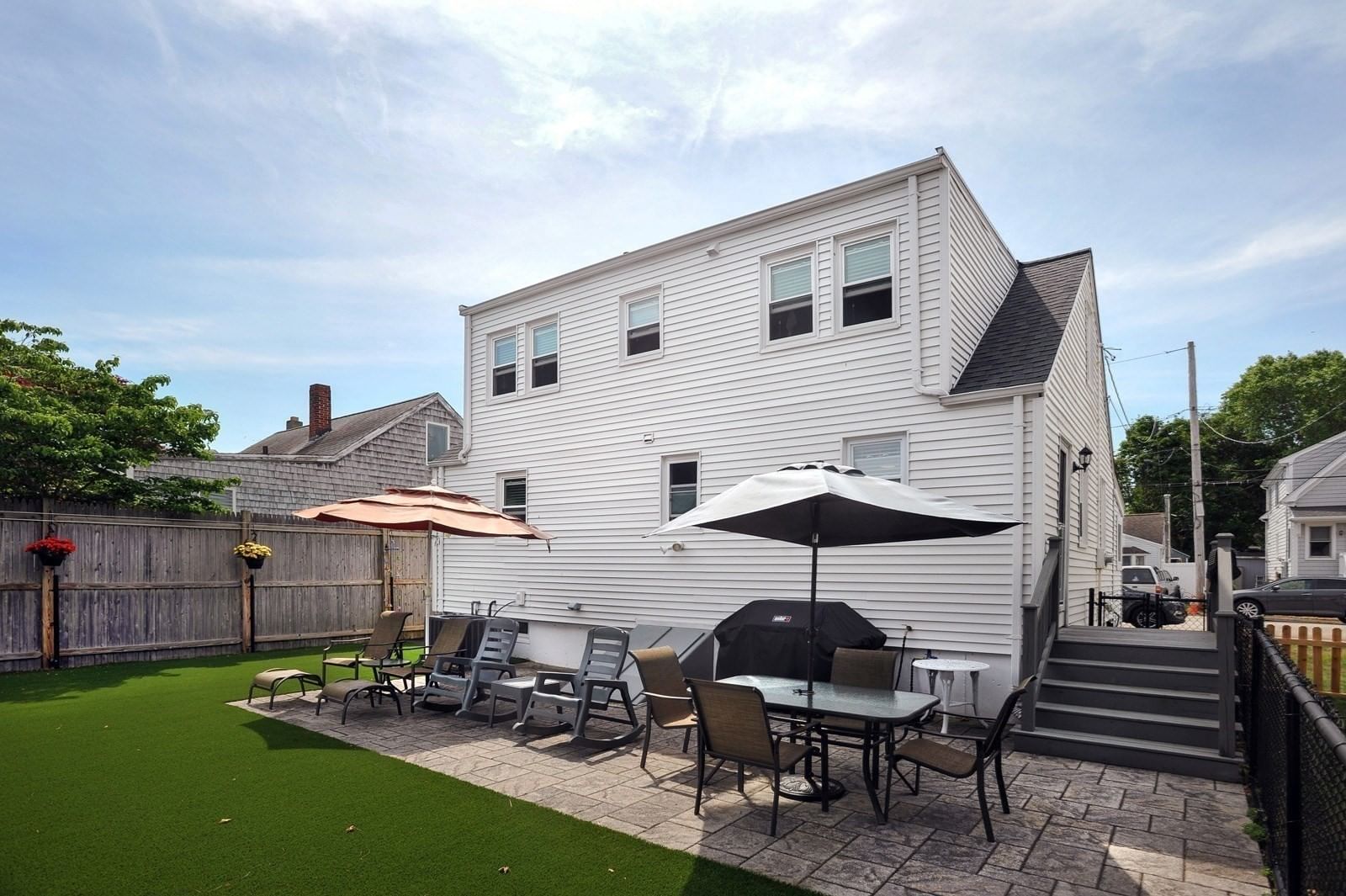 9 G St Hull — Photo 2 of 31