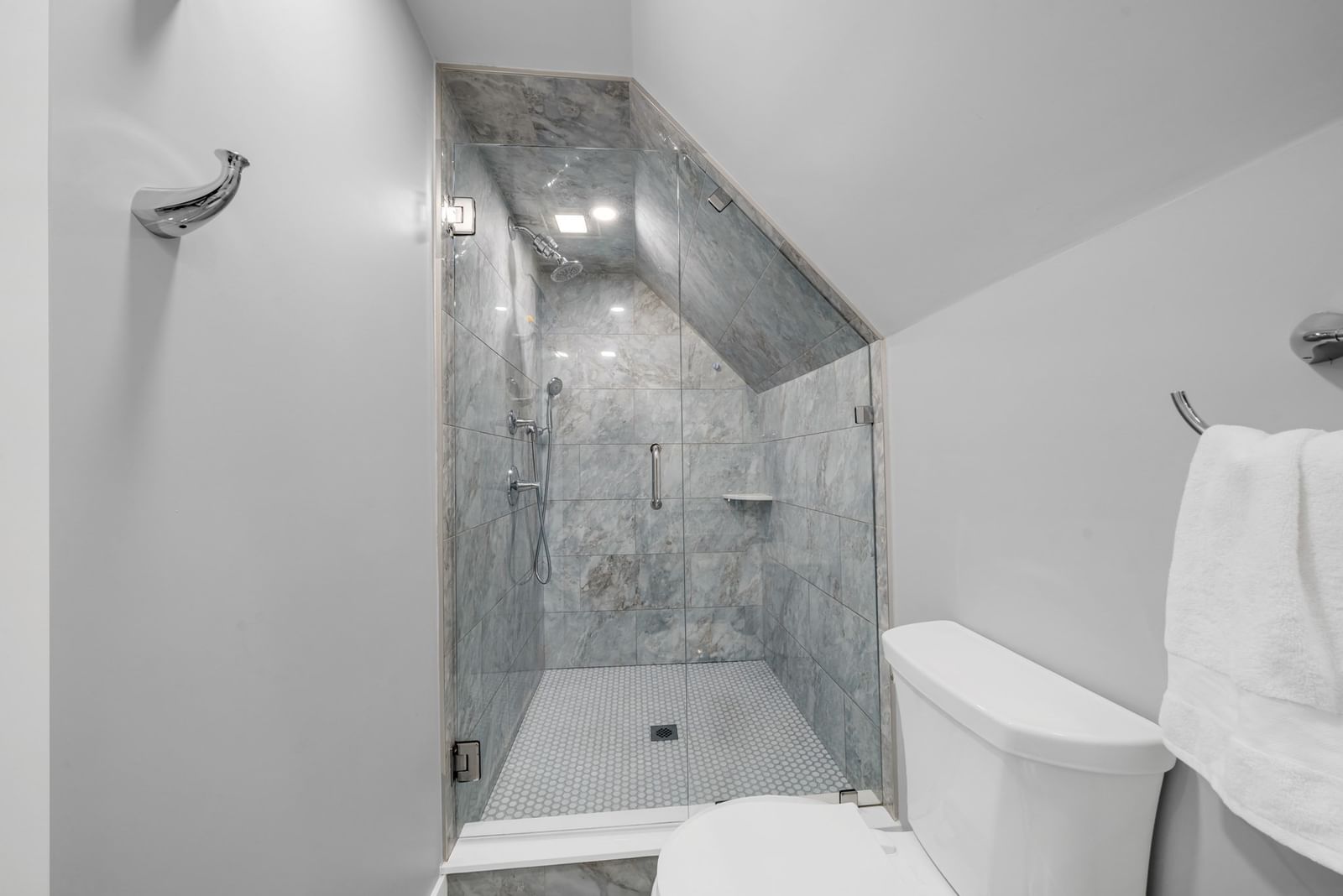 142 Main St #4 Amesbury — Photo 28 of 41