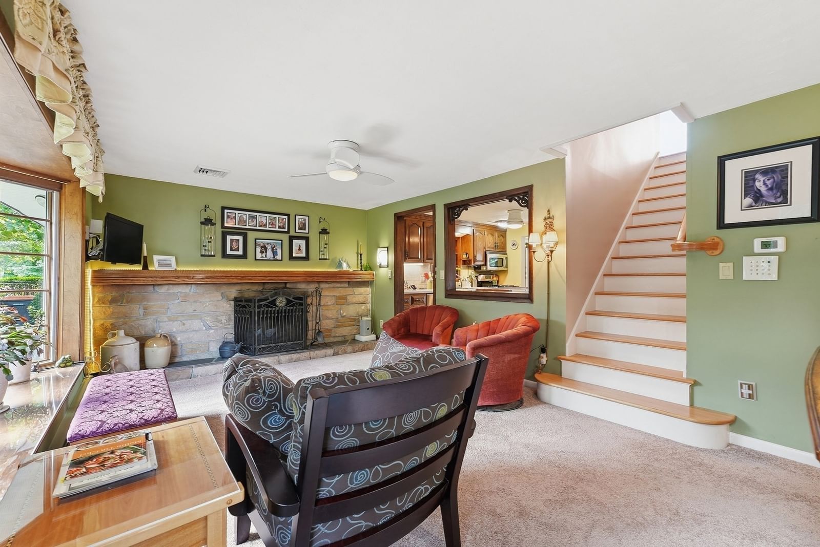 72 Sunset Terrace Agawam — Photo 2 of 42