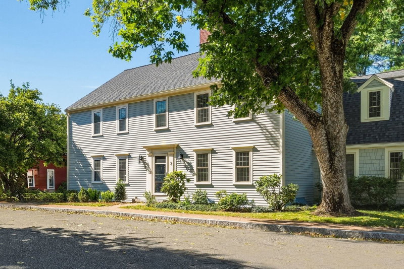 3 Seaborn Place Unit 3