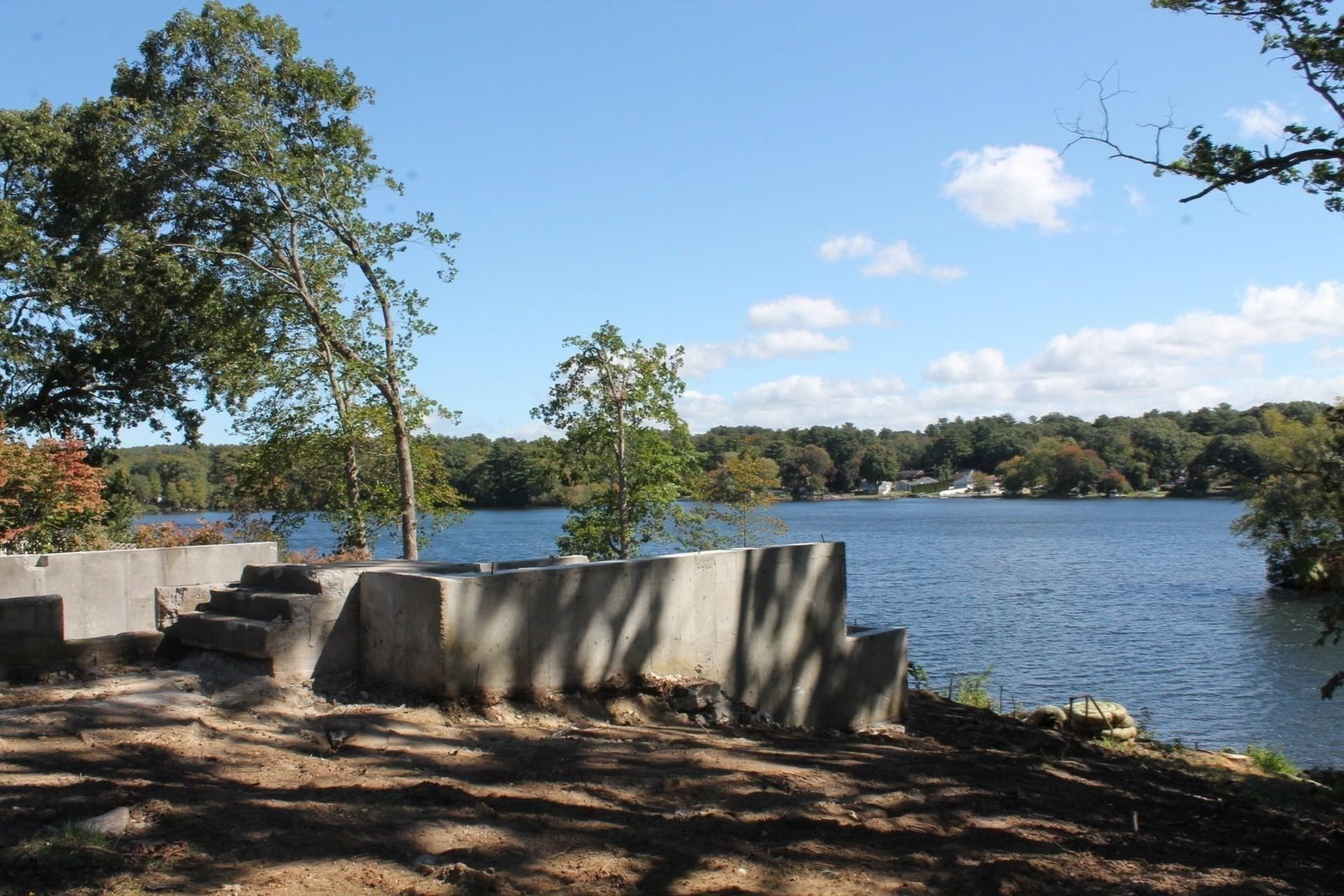 133 Lakeshore Blackstone — Photo 4 of 9