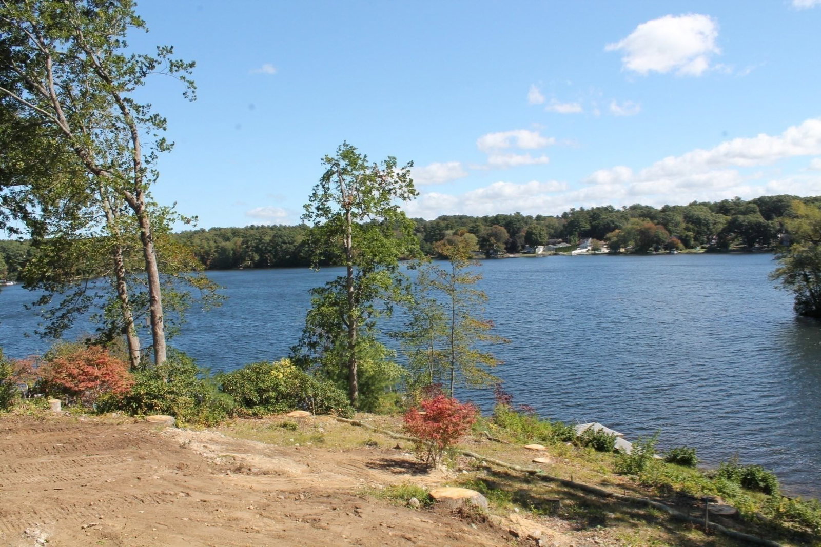 133 Lakeshore Blackstone — Photo 8 of 9