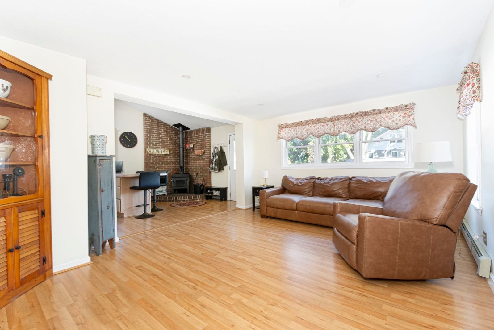 24 Lake St Hudson — Photo 4 of 36