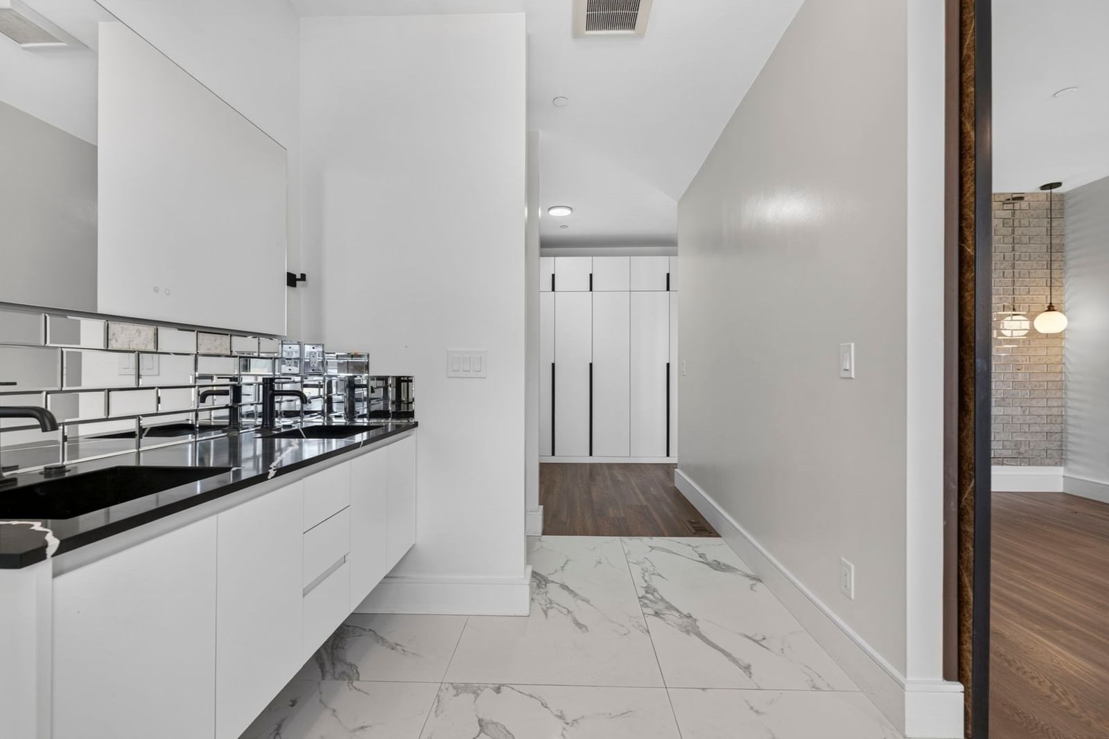 29 Woodford St #3 Boston — Photo 28 of 41