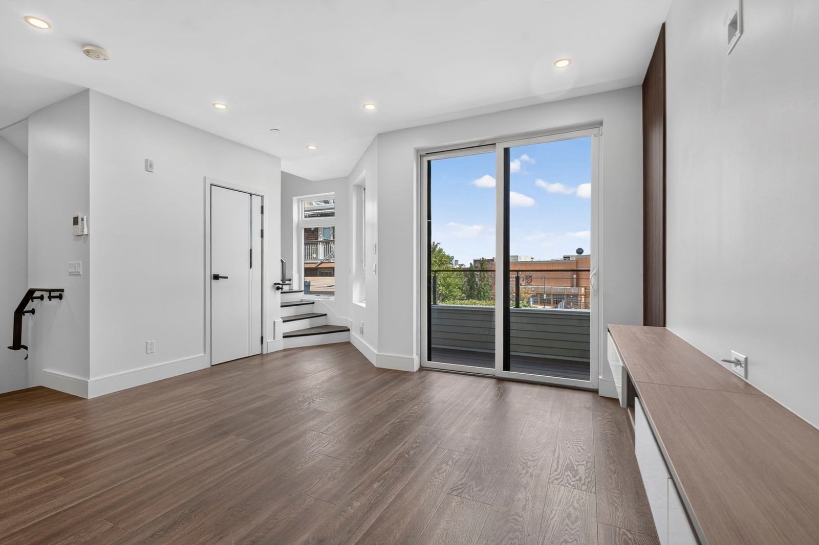 29 Woodford St #3 Boston — Photo 35 of 41