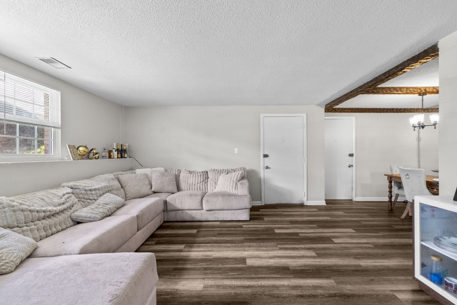 103 Oak Ln #4 Brockton — Photo 7 of 23