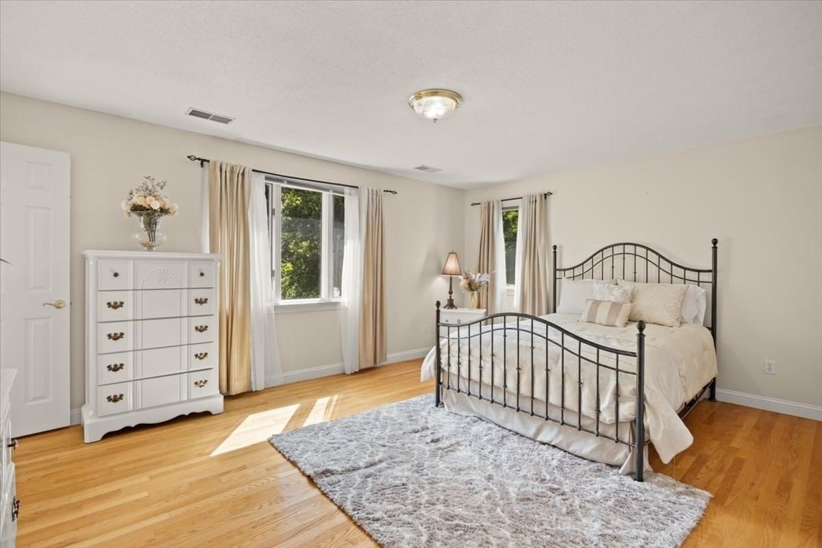 84 Jane Howland Dr Seekonk — Photo 24 of 42